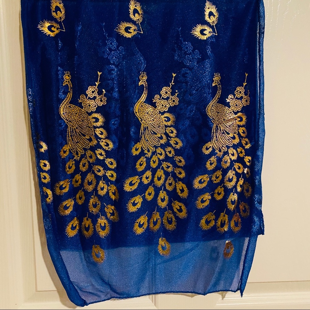 NIB Peacock Print Scarf